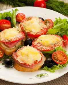 Бутерброды с икрой