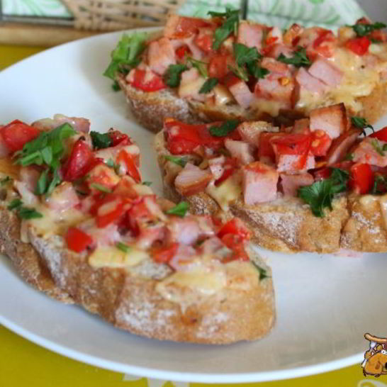 Рецепт горячих бутербродов к завтраку