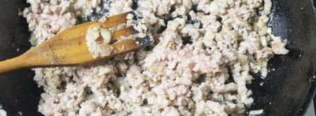 горячие бутерброды с фаршем. Шаг 4