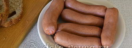 горячие бутерброды с сосиской и сыром. Шаг 5