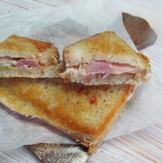 Рецепт горячих бутербродов в бутерброднице