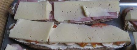 горячие бутерброды в духовке. Шаг 6