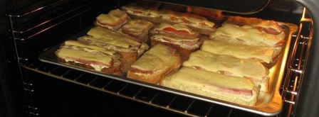 горячие бутерброды в духовке. Шаг 7