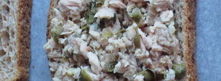 горячий бутерброд с тунцом и копченым сыром. Шаг 5