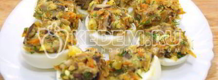 яйца фаршированные грибами. Шаг 8