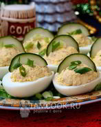 Яйца, фаршированные печенью трески