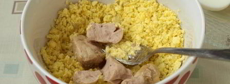 яйца, фаршированные печенью трески. Шаг 4