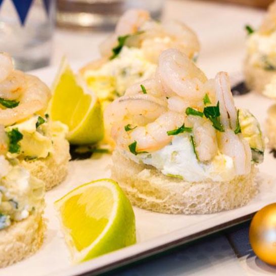 Рецепт канапе с креветками