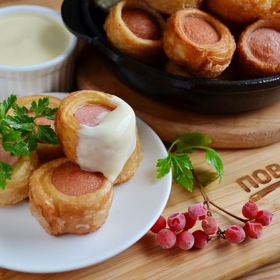 Рецепт мини-сосисок в тесте