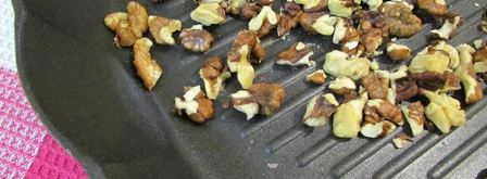 морковный домашний сыр с орехами. Шаг 5