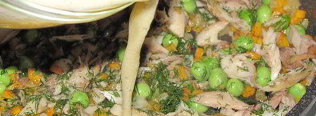 фриттата с копченой скумбрией и зеленым горошком. Шаг 6