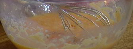 фриттата с пармезаном, бататом и красным луком. Шаг 4