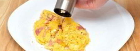 омлет без молока в микроволновке. Шаг 7