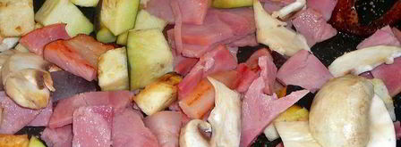 омлет с грибами, беконом и фасолью. Шаг 3