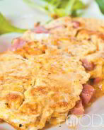 Омлет с колбасой