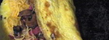 омлет с лисичками и колбасой. Шаг 4