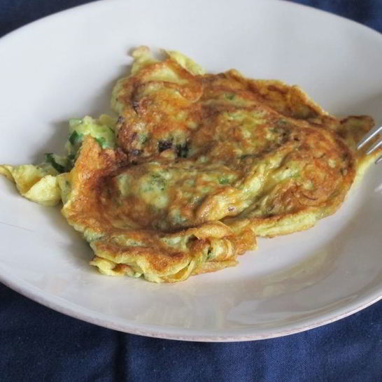 Рецепт омлета с петрушкой и зеленым луком