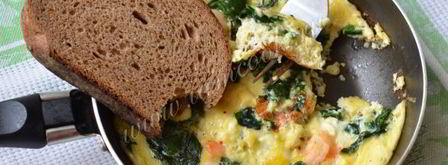 омлет со шпинатом и креветками. Шаг 8