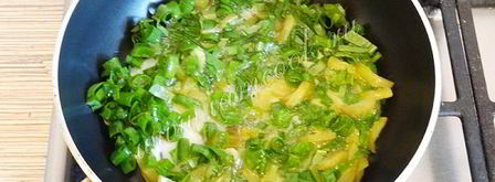 омлет весенний с зеленью. Шаг 6