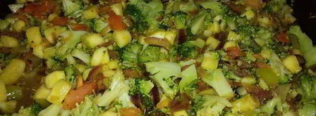 постный омлет с овощами, запеченный в глиняных тарелках. Шаг 4