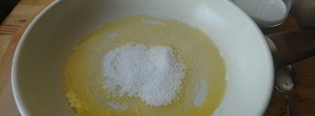 сладкий омлет с яблоком. Шаг 4