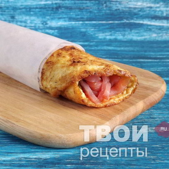 Рецепт сырного омлета с ветчиной