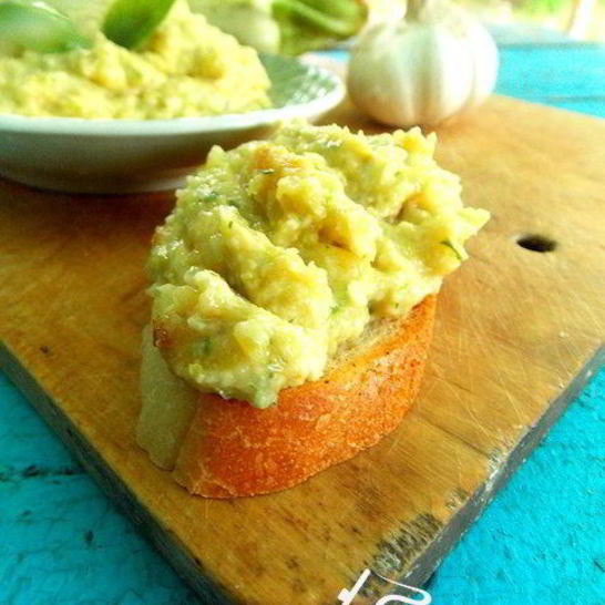 Рецепт паштета-дипа из кабачков с брынзой