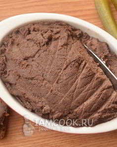 Паштет из куриной печени с черносливом и грецкими орехами