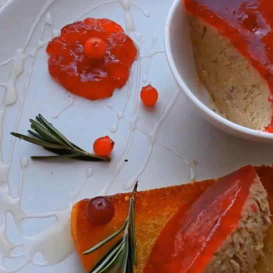 Рецепт паштета из курицы с клюквенным желе