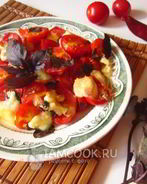 Помидоры с моцареллой в духовке