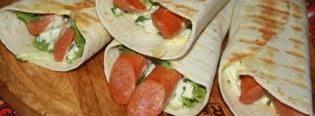 гриль-роллы с острыми колбасками джинга-джинга. Шаг 10