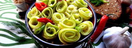 маринованные роллы из молодых кабачков. Шаг 24