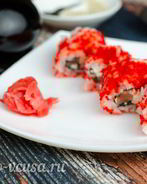 Масаго ролл с лососем и сыром