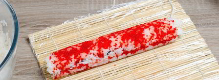 масаго ролл с лососем и сыром. Шаг 4