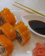 Ролл с лососем