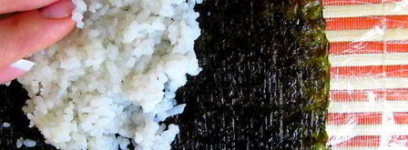 роллы с лососем и сыром филадельфия. Шаг 3