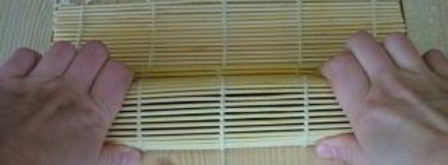 роллы с тунцом консервированным. Шаг 4