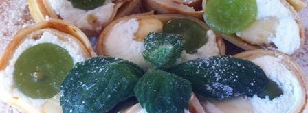 роллы с творогом и фруктами. Шаг 11