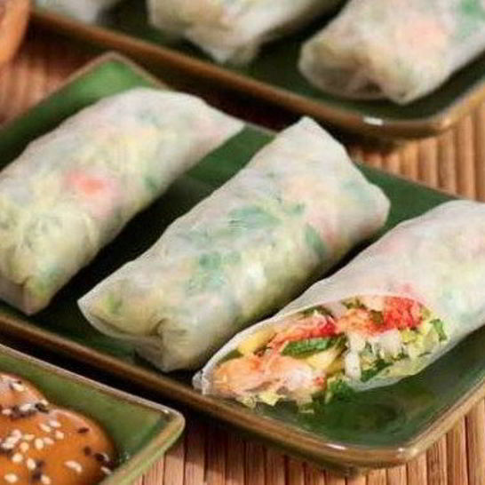 Рецепт вьетнамского ролла с крабом, манго и имбирем