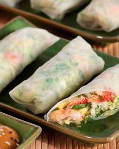 Вьетнамский ролл с крабом, манго и имбирем