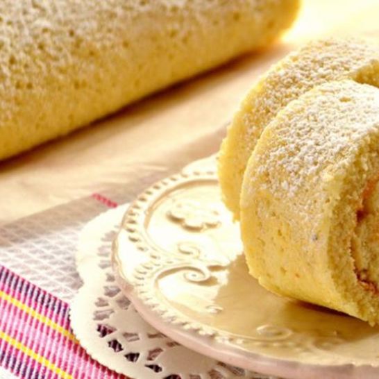 Рецепт бисквитного рулета со сгущенным молоком