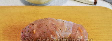 куриный рулет с сыром и чесноком. Шаг 7