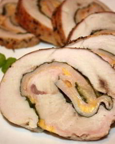 Мясной рулет из индейки