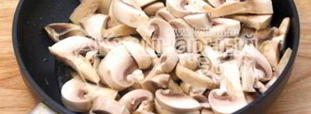 мясной рулет с грибами и сыром. Шаг 2