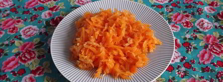 мясной рулет с яйцом и морковью. Шаг 4