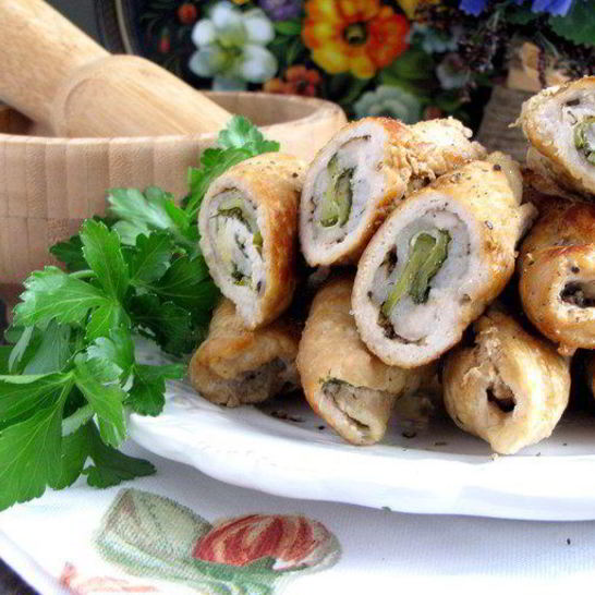 Рецепт мясных рулетиков по-деревенски