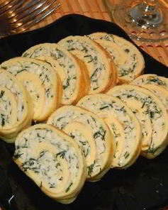 Нежный рулет из кальмаров