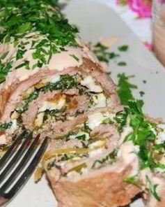 Рулет из фарша с грибами