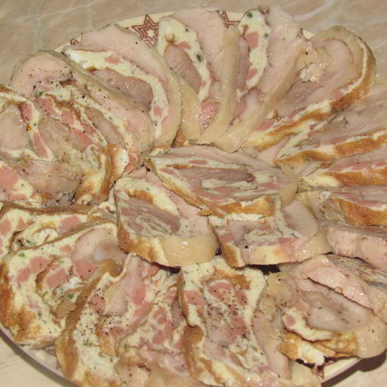 Рецепт рулета из фаршированной курицы