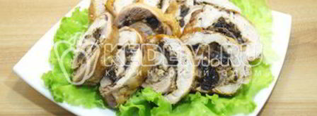 рулет из курицы с черносливом. Шаг 15